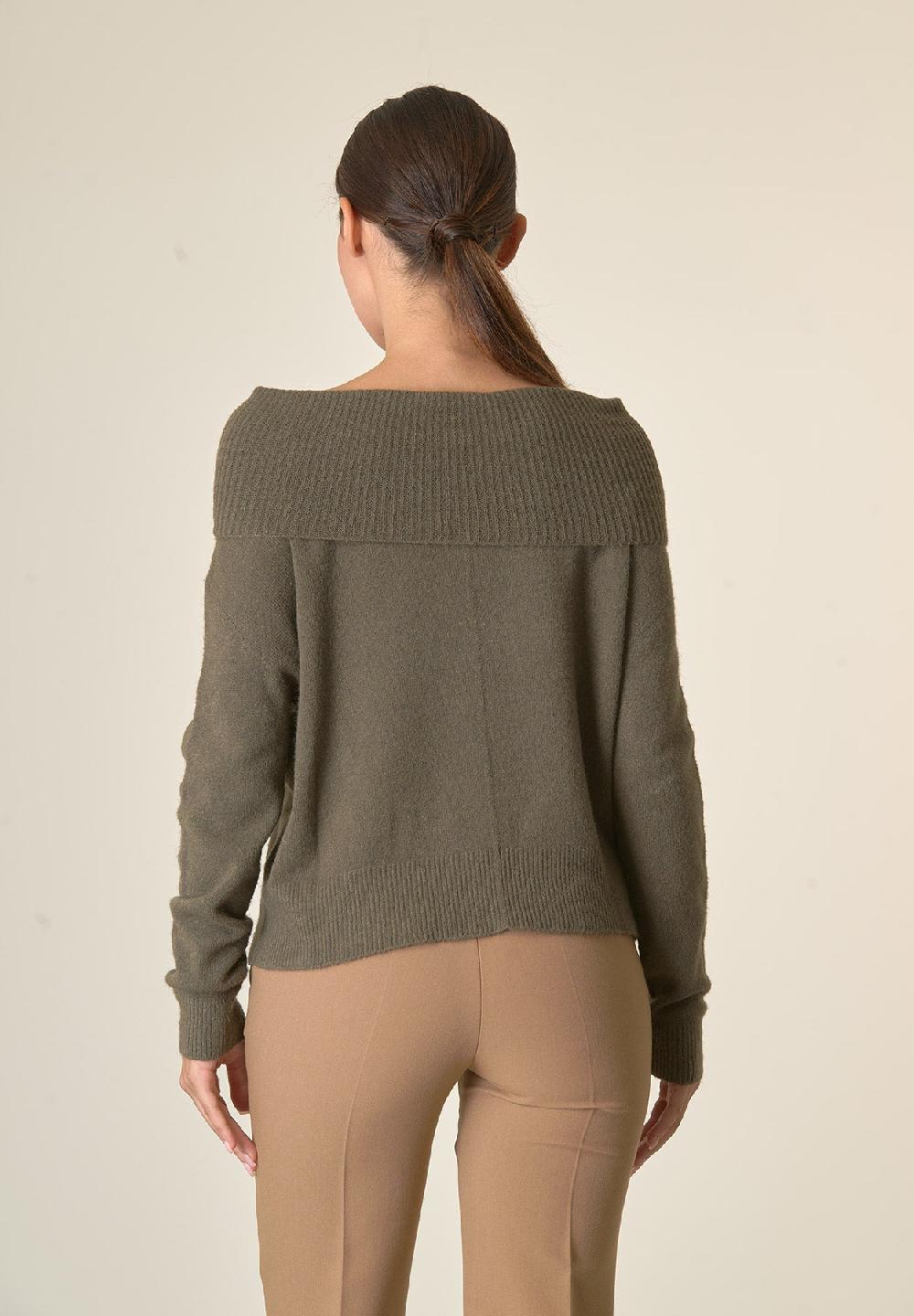 Angelico Maglia verde muschio collo anello Pezzi Unici
