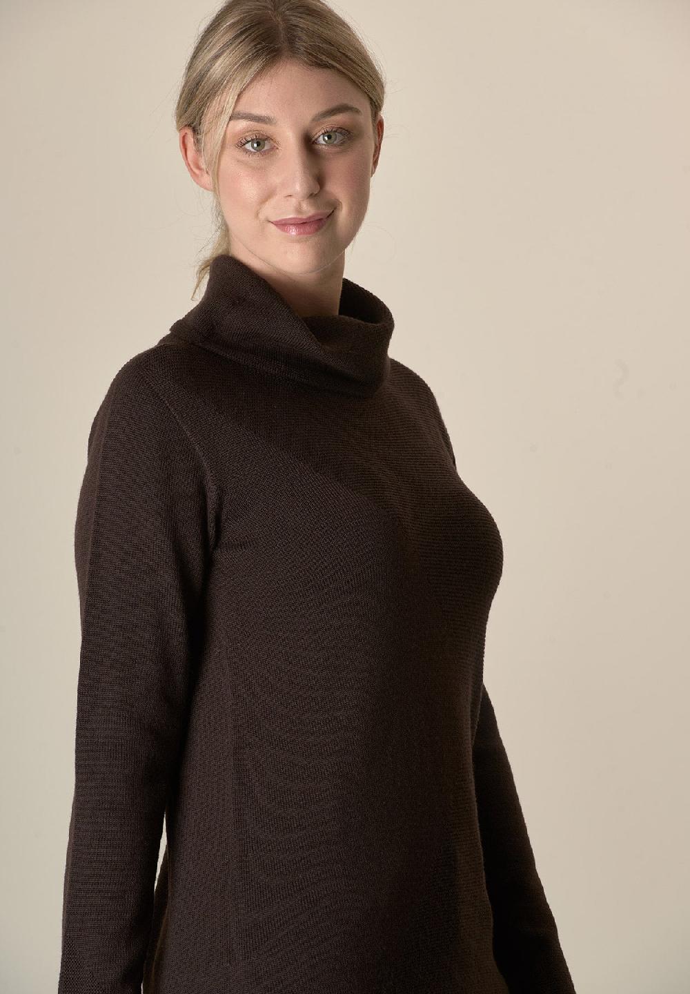Angelico Maglia moro collo anello operata lana merinos Outlet