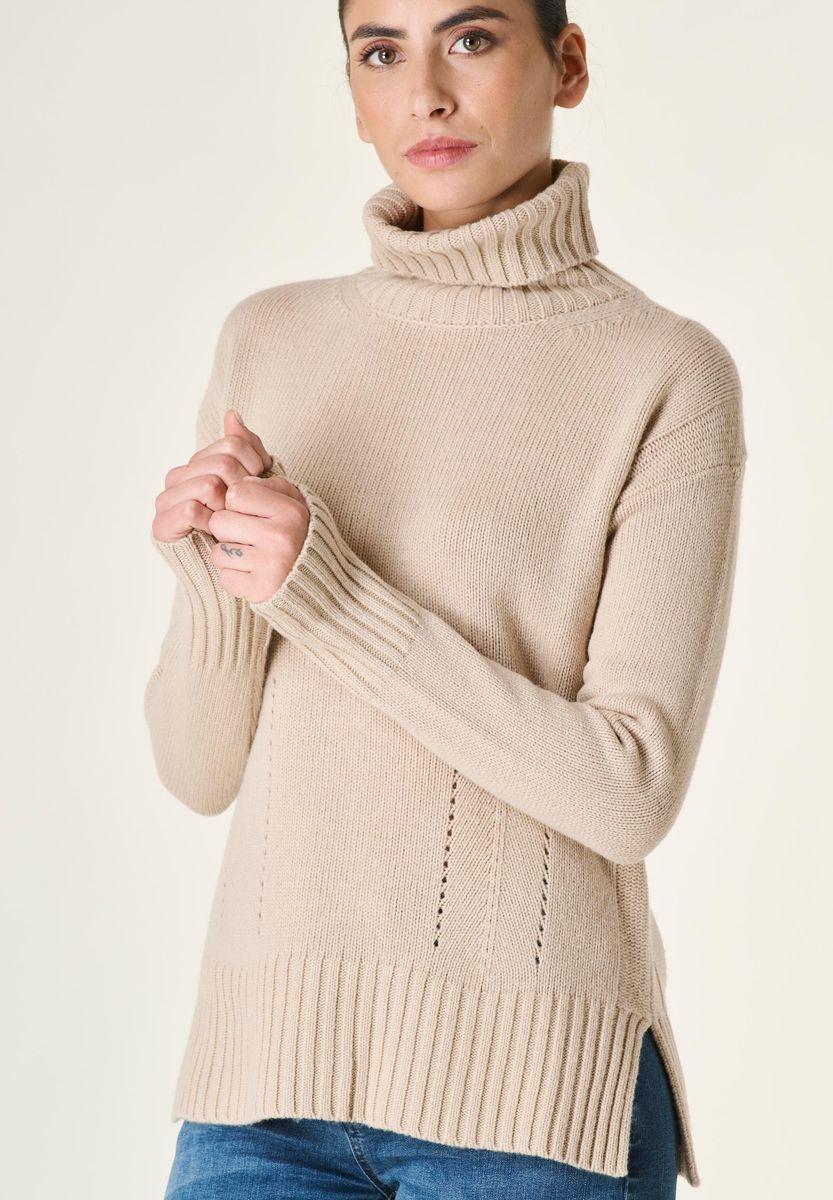 Angelico Dolcevita cammello lana con spacchi Vendita